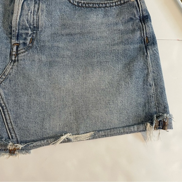 Madewell Rigid Denim Relaxed Mini Skirt in Rosehill Wash Size 26 StyleL371 - Picture 3 of 14